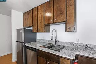 250 Whitmore St, Oakland, CA 94611 - Photo 12
