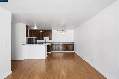 250 Whitmore St #106, Oakland, CA 94611 - Photo 8