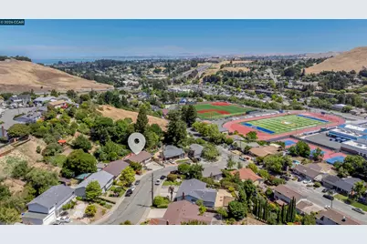 2081 Hoke Dr, Pinole, CA 94564 - Photo 58