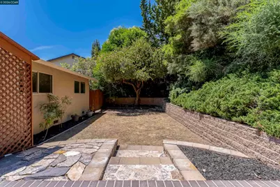2081 Hoke Dr, Pinole, CA 94564 - Photo 50