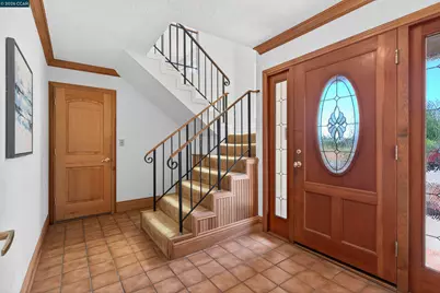 2081 Hoke Dr, Pinole, CA 94564 - Photo 6
