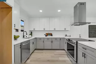 3573 Falcon Dr, Concord, CA 94520 - Photo 8