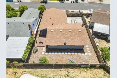 3573 Falcon Drive, Concord, CA 94520 - Photo 40
