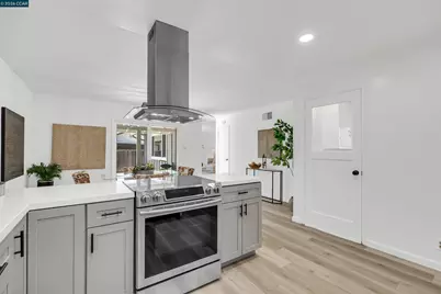 3573 Falcon Drive, Concord, CA 94520 - Photo 12