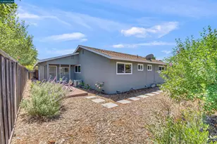 3573 Falcon Dr, Concord, CA 94520 - Photo 34