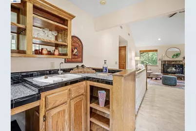 8681 Winding Way, Fair Oaks, CA 95628 - Photo 24