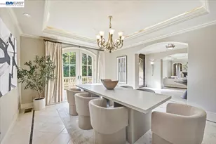 13388 Surrey Ln, Saratoga, CA 95070 - Photo 22