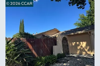 1827 Alamo Dr, Vacaville, CA 95687 - Photo 4