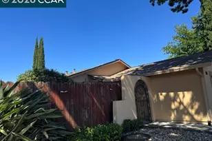 1827 Alamo Dr, Vacaville, CA 95687 - Photo 4