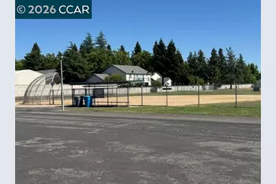1827 Alamo Dr, Vacaville, CA 95687 - Photo 24