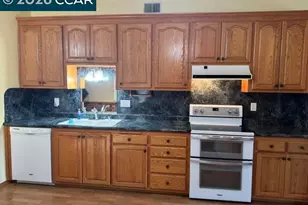 1827 Alamo Dr, Vacaville, CA 95687 - Photo 12