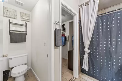 5912 Squire Wells Way, Riverbank, CA 95367 - Photo 14
