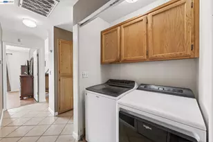 5912 Squire Wells Way, Riverbank, CA 95367 - Photo 28