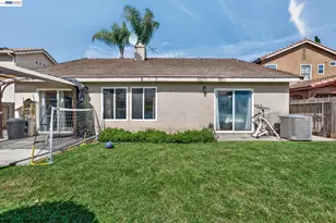 5912 Squire Wells Way, Riverbank, CA 95367 - Photo 26