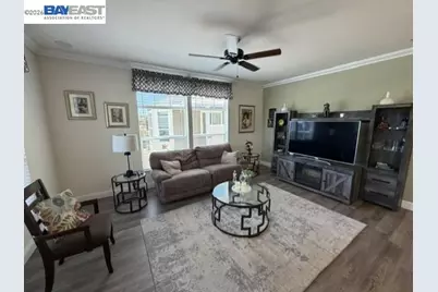 3263 Vineyard Ave #124, Pleasanton, CA 94566 - Photo 2