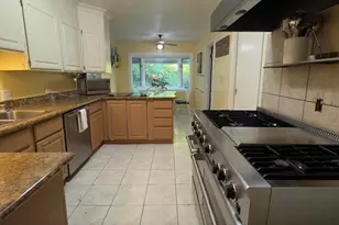 190 Alderwood Rd, Walnut Creek, CA 94598 - Photo 8