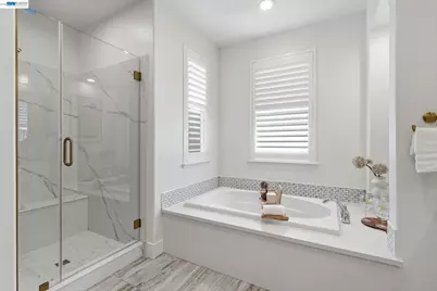 416 Dewitt Ln, Alameda, CA 94501 - Photo 16