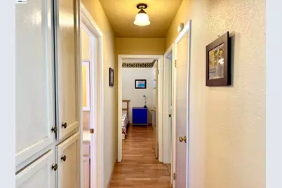 14382 Outrigger Dr, San Leandro, CA 94577 - Photo 6