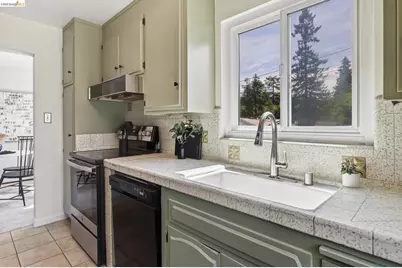 3955-3957 Canon Ave, Oakland, CA 94602 - Photo 14