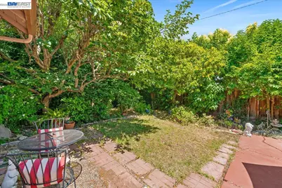 748 Cornell Dr, Santa Clara, CA 95051 - Photo 28