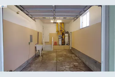 917 1st St, Rodeo, CA 94572 - Photo 22