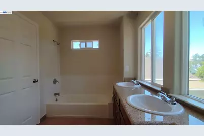 917 1st St, Rodeo, CA 94572 - Photo 14