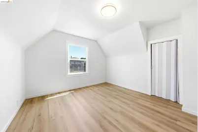2217 24th St, Oakland, CA 94606 - Photo 26