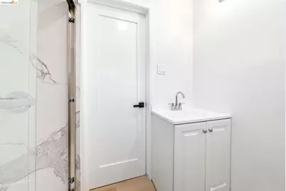 2217 24th St, Oakland, CA 94606 - Photo 24