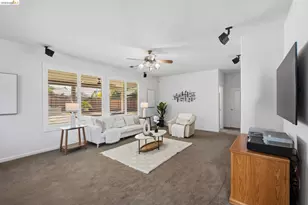 59 Glen Canyon Ct, Pittsburg, CA 94565 - Photo 16