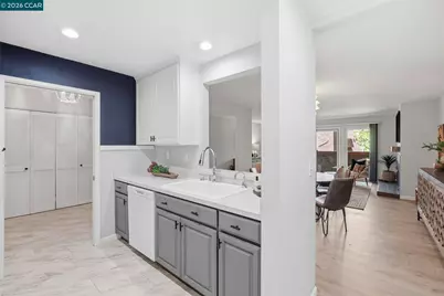 8 Royston Walk, Pleasant Hill, CA 94523 - Photo 14