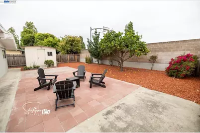 1029 Blazingwood Dr, Sunnyvale, CA 94089 - Photo 12
