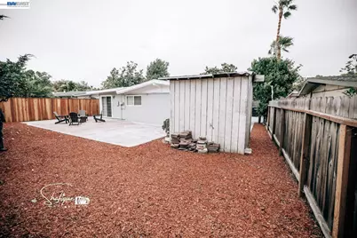 1029 Blazingwood Dr, Sunnyvale, CA 94089 - Photo 14