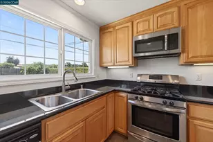 8271 Cavalier Ln, Dublin, CA 94568 - Photo 10