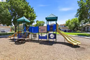 1205 Nellis Ct, Pittsburg, CA 94565 - Photo 40