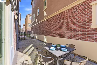 1380 Brookline Loop, Pleasanton, CA 94566 - Photo 6