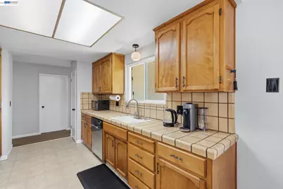 1254 Chelsea Pl, Manteca, CA 95336 - Photo 16
