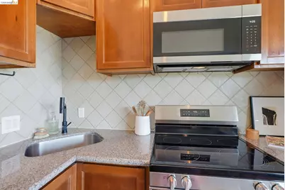 3 Embarcadero #338, Oakland, CA 94607 - Photo 6