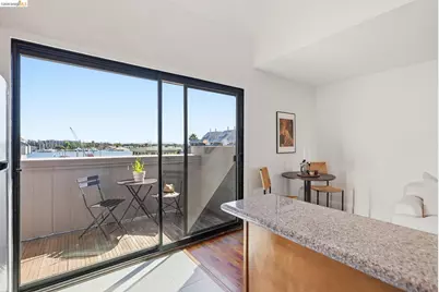 3 Embarcadero #338, Oakland, CA 94607 - Photo 8