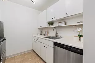 4 Admiral Dr, Emeryville, CA 94608 - Photo 8