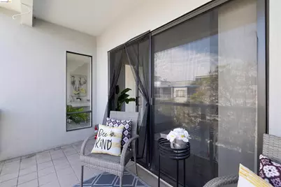 4 Admiral Dr #B430, Emeryville, CA 94608 - Photo 16