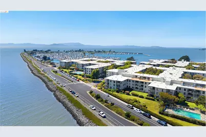 4 Admiral Dr #B430, Emeryville, CA 94608 - Photo 20