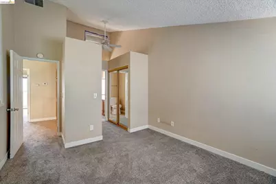 1351 Hood Rd, Sacramento, CA 95825 - Photo 18