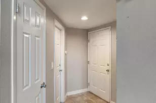 1351 Hood Rd, Sacramento, CA 95825 - Photo 12