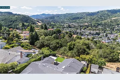 1372 Fascination Cir, Richmond, CA 94803 - Photo 32
