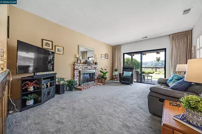 1372 Fascination Cir, Richmond, CA 94803 - Photo 26