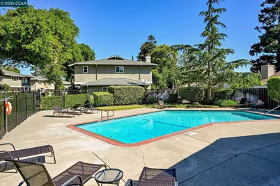 7556 Silvertree Ln #20, Dublin, CA 94568 - Photo 30