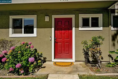 7556 Silvertree Ln #20, Dublin, CA 94568 - Photo 2