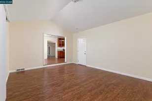 1371 Springhill Dr, Pittsburg, CA 94565 - Photo 10