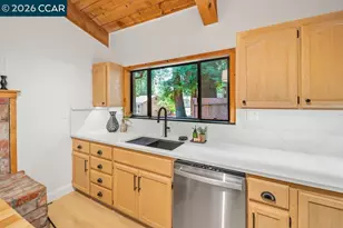 18103 La Verne Dr, Los Gatos, CA 95033 - Photo 14
