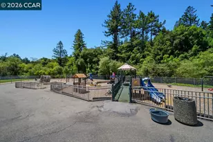 18103 La Verne Dr, Los Gatos, CA 95033 - Photo 44